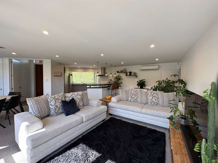 17 Burbank Drive Aidanfield_3