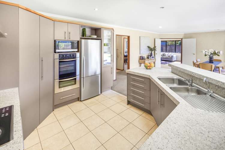 85 Huntington Drive Huntington_8