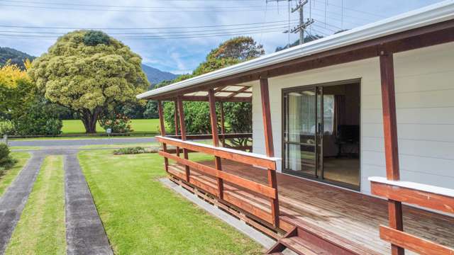 35 West Crescent Te Puru_1