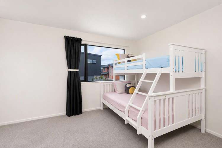 2/35 Renata Crescent Te Atatu Peninsula_15