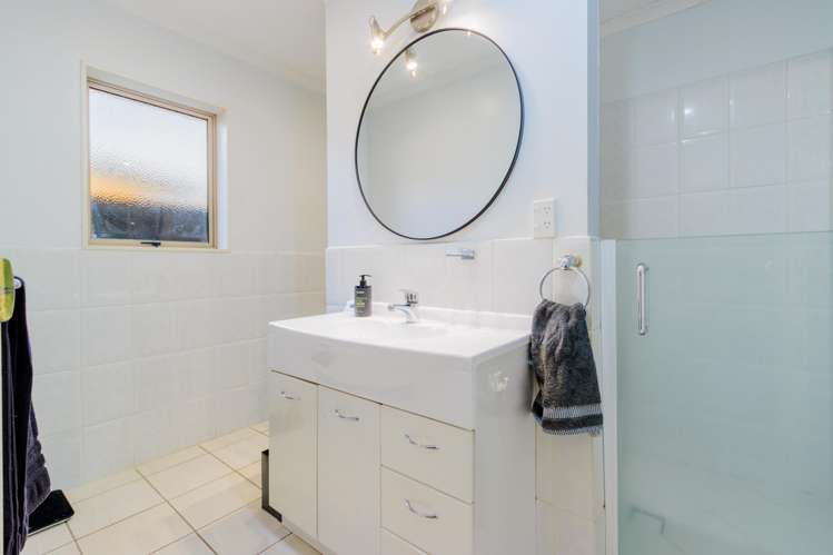 16 Palliser Drive Huntington_16