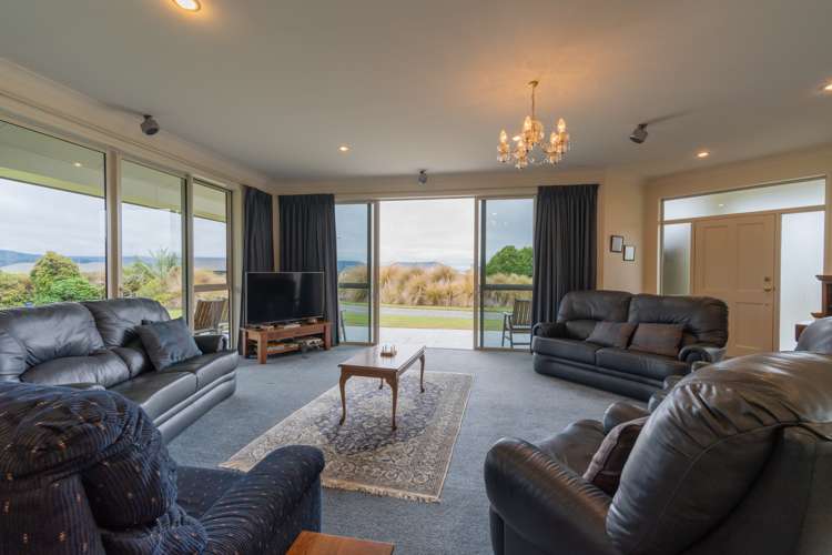 56 Hawea Place Te Anau_19