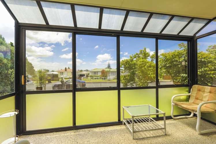 24 Montmere Avenue Te Atatu Peninsula_9