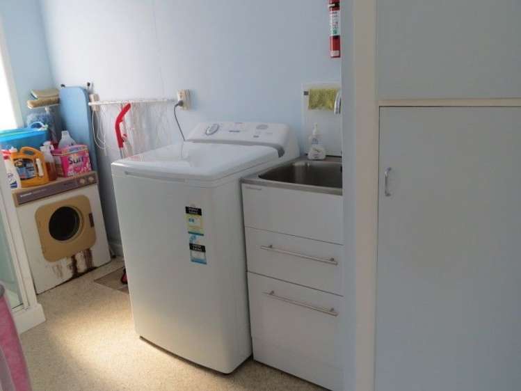 16 Longfellow Street Te Aroha_28