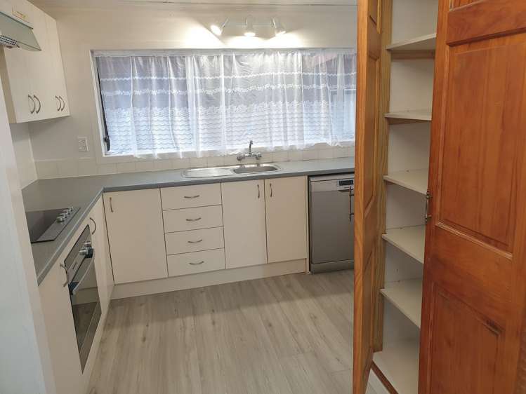 12A Pipitea Place Massey_7