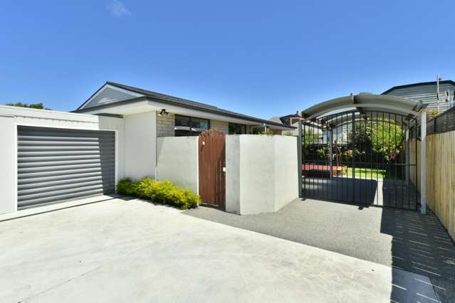 35B Cavendish Road Casebrook_1