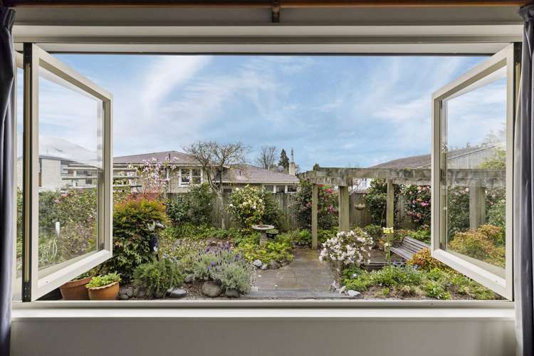 5B Awanui Street Hilltop_1