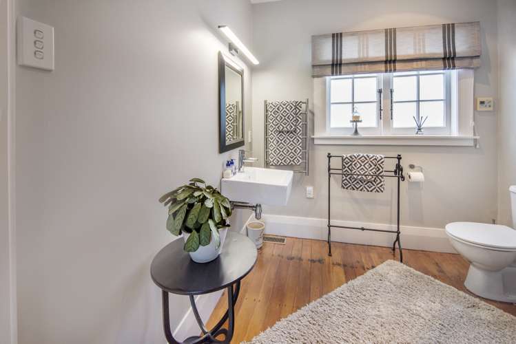 1 Macky Avenue Devonport_13