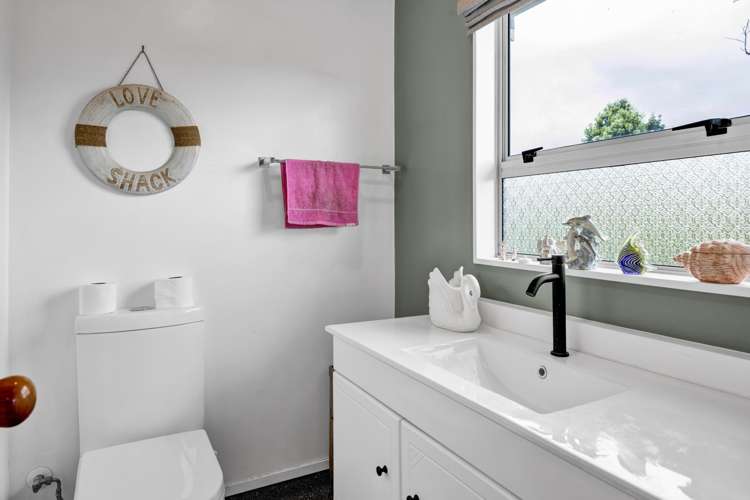 11 Dieffenbach Street Opunake_10