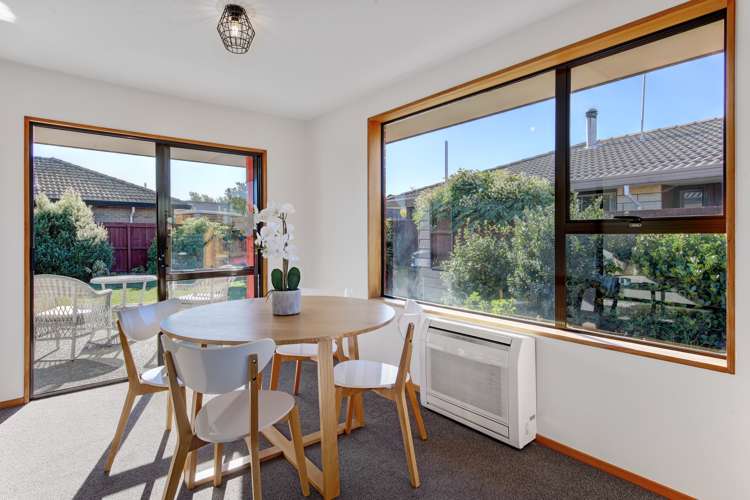 7 Peebles Drive Hei Hei_7