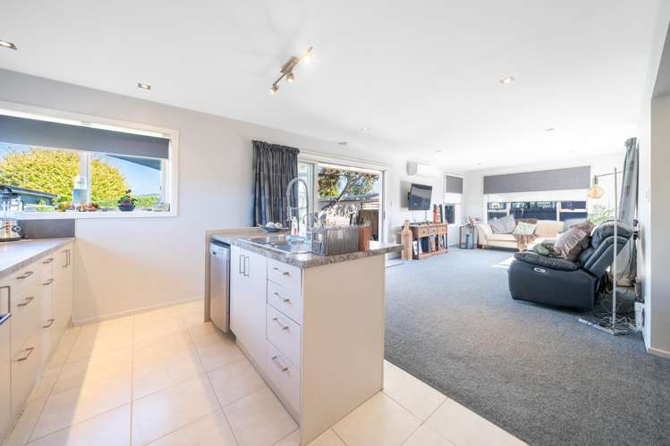 14 Bideford Place Dallington_8