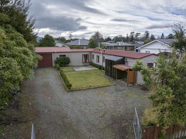 13 View Street Manapouri_21