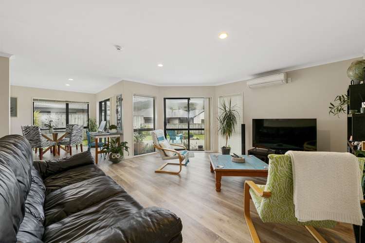 9 Percy Kinsman Crescent Riverstone Terraces_5