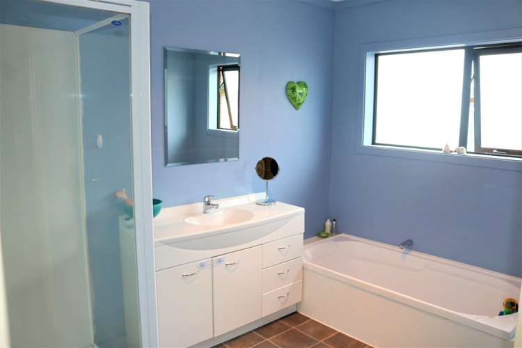 25 Lawson Burrows Crescent Te Anau_12