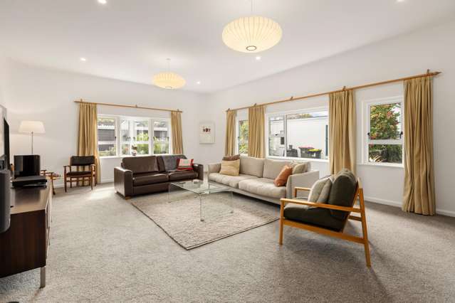 8 Lemnos Avenue Karori_3