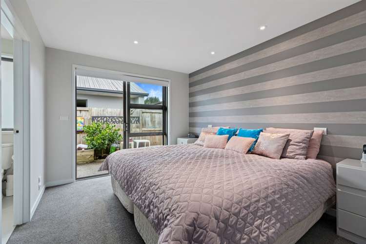 5 Eden Crescent Brookfield_15