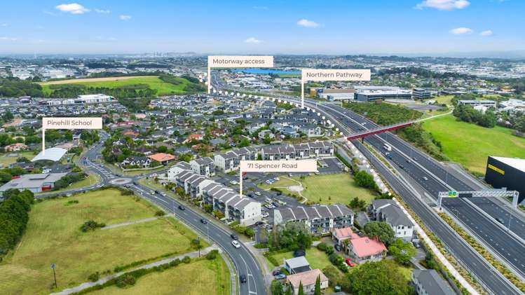 B11/71 Spencer Road Oteha_25