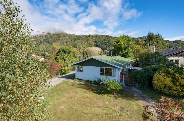 136 Fairfax Street Murchison_11