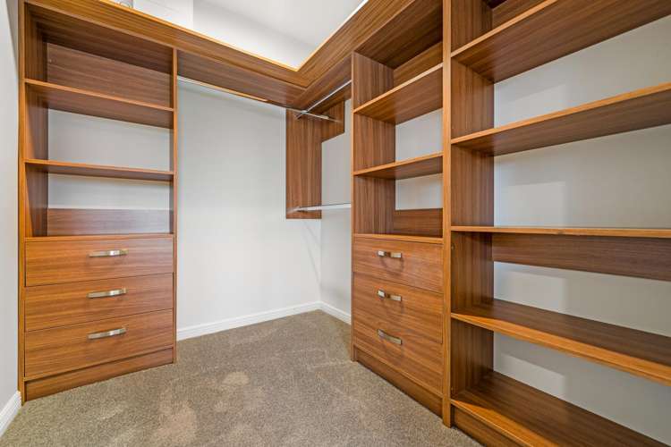 11 Castlebane Drive Flat Bush_24