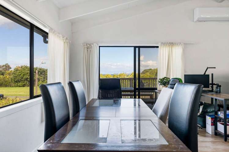 49 Spinnaker Drive Te Atatu Peninsula_4