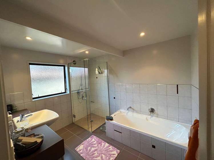 240 Devonport Road 11234_13