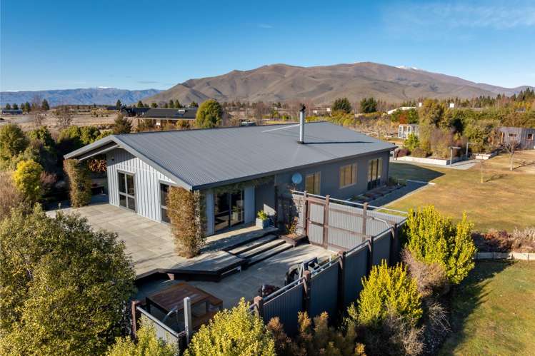 16 Matukituki Crescent Twizel_1