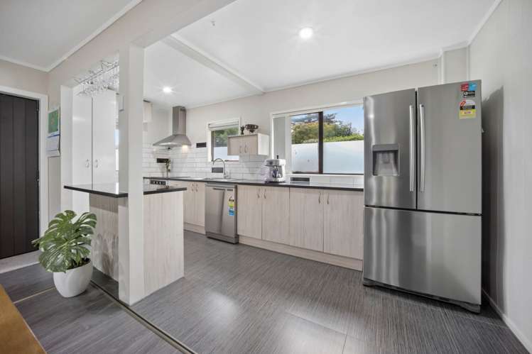 1/19A Gray Avenue Mangere East_5