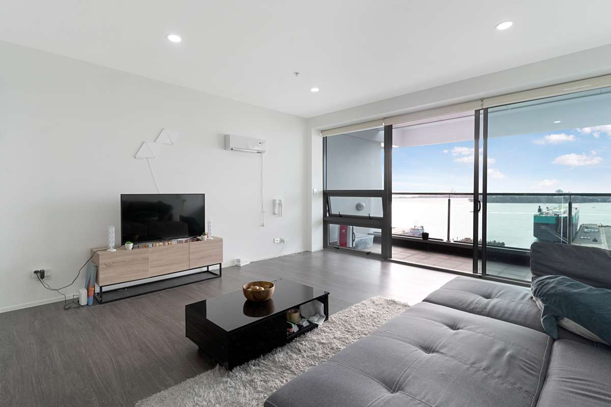 1508/2 Beach Road_0