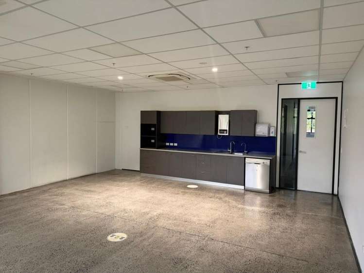 55 Constellation Drive Rosedale_17