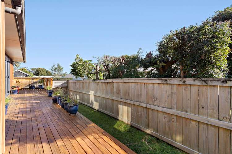 3/10 Springbank Lane Te Atatu Peninsula_12