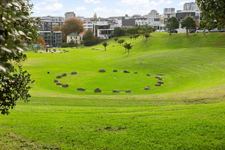 406/13 Dundonald Street Eden Terrace_20