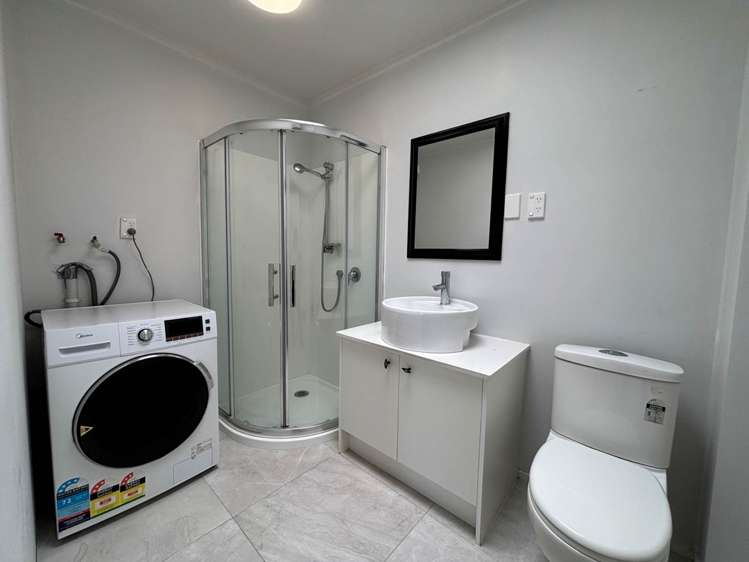 1/4 Preston Avenue Mount Albert_11