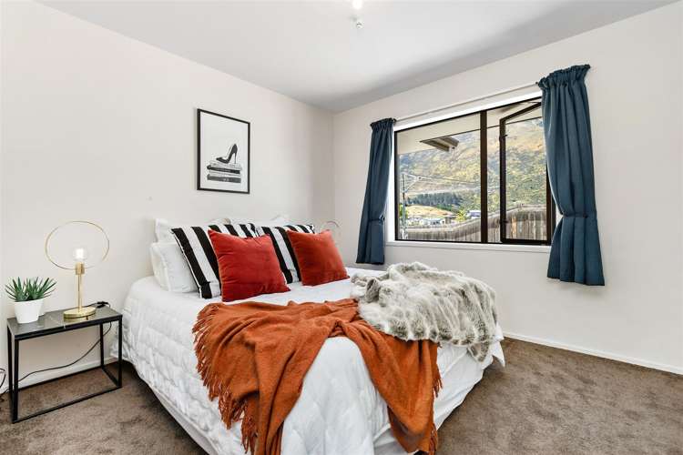 4 Judes Lane Lower Shotover_22