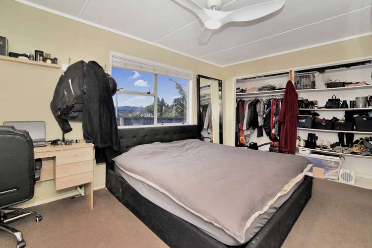 7 Wembury Grove Parkvale_9