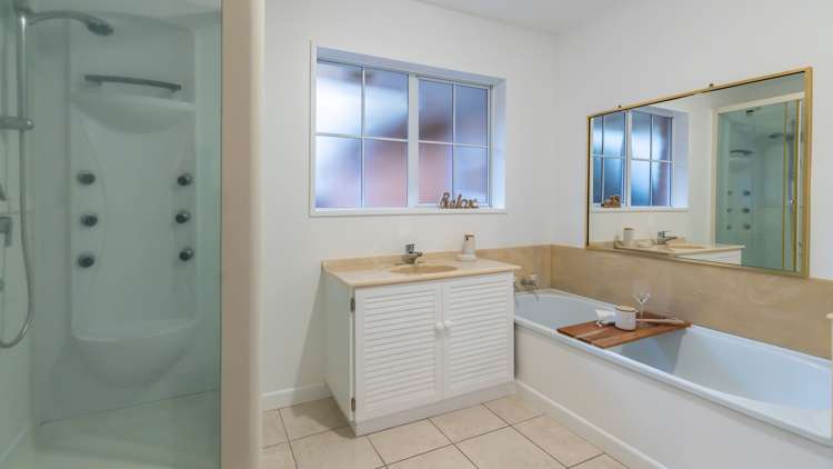 16 Rhyl Place Bryndwr_11