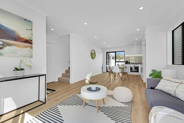 8B Gardiner Grove Mangere East_3