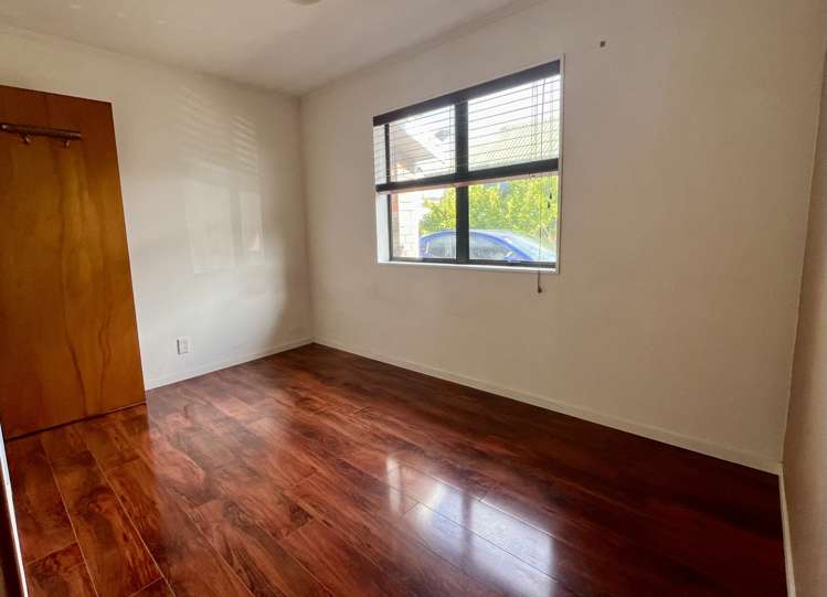 146 Botany Road Botany Downs_8