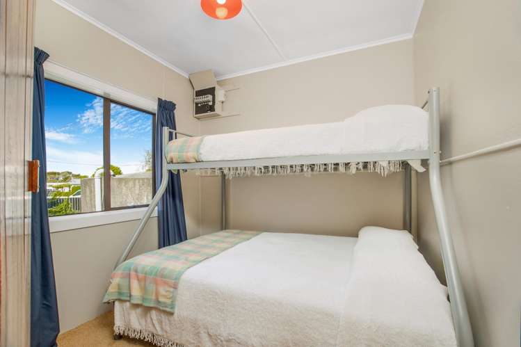 9 Muri Street Aramoana_16