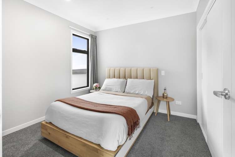 10/25 Thackeray Street Hamilton Lake_11