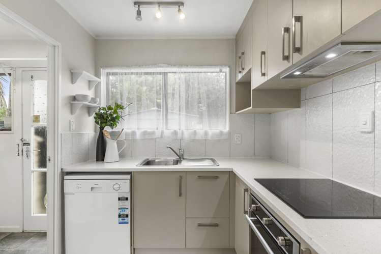 1/38 Latham Avenue Pakuranga_11