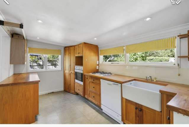 65 West Coast Road 1532_2