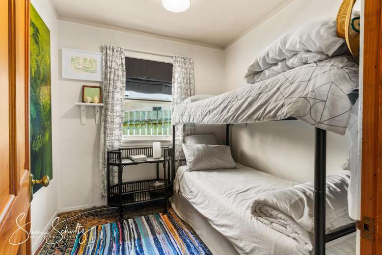 10 Regent Street Whakapirau_17