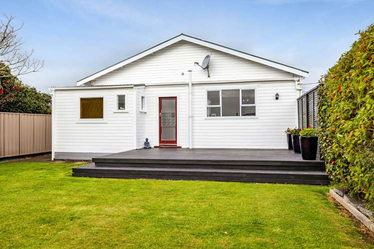 5 Disraeli Street Hawera_17