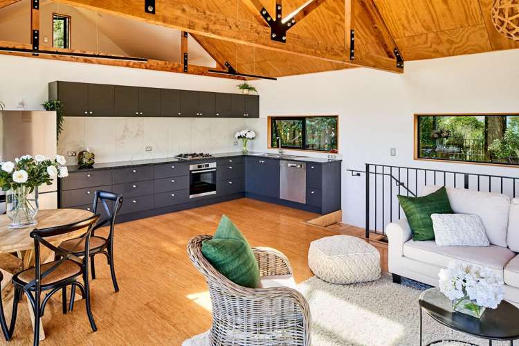 13 Airlie Road Plimmerton_5