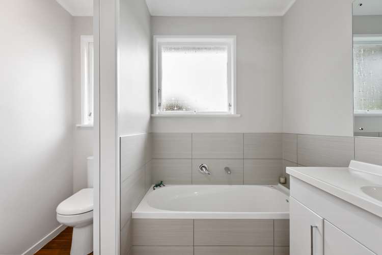 5 Bellringer Road Massey_20