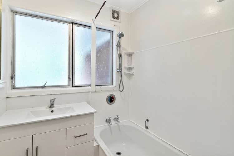 8 Burwood Place Silverdale_9