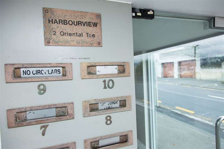 3/2 Oriental Terrace Mount Victoria_13