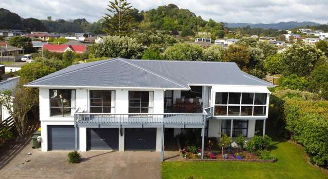 IMPRESSIVE HOME @ OHOPE BEACH