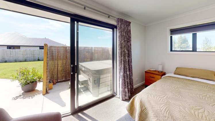 52 Geoff Geering Drive Netherby_7