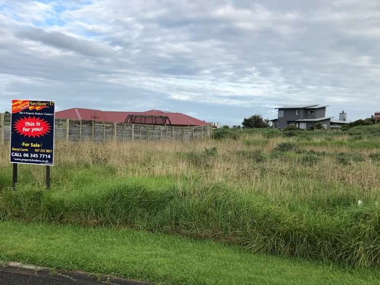 17 Golf Vue Place Castlecliff_1